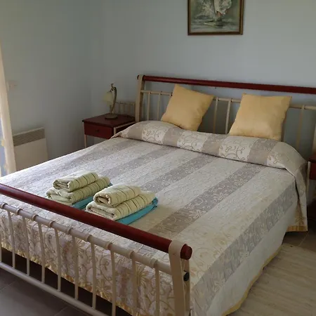 Villa Latchi Marina 1 *