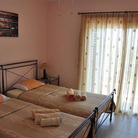Villa Latchi Marina 1 Polis