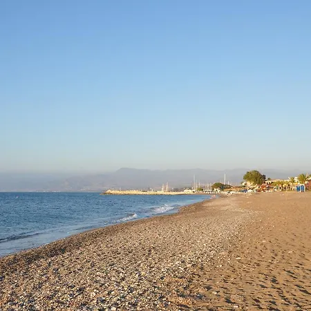 Latchi Marina 1 *